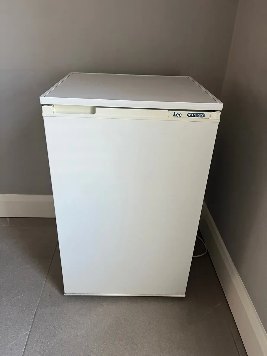 Lec Under counter fridge - Image 1