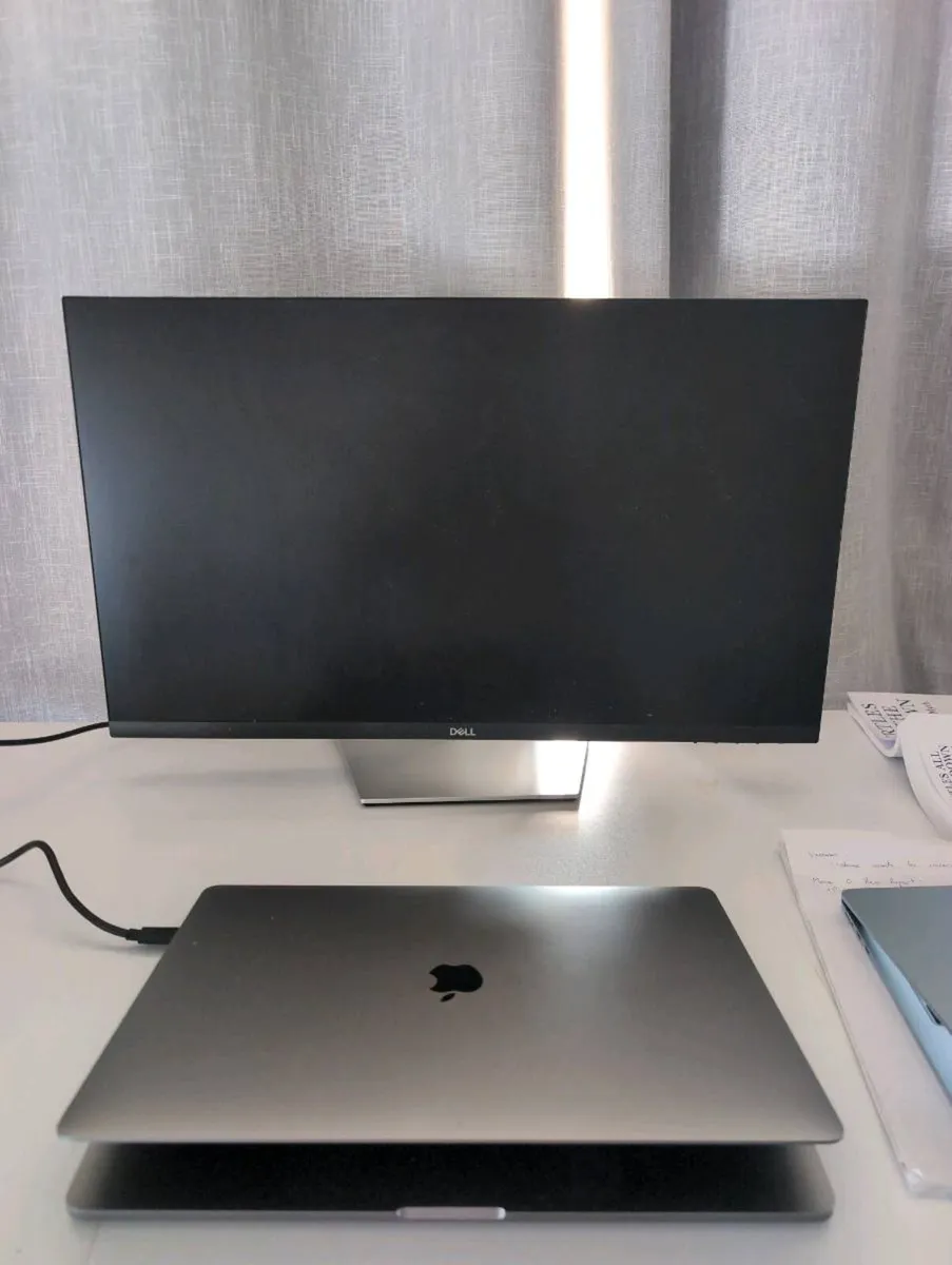 DELL 27 Inch Monitor - Image 1