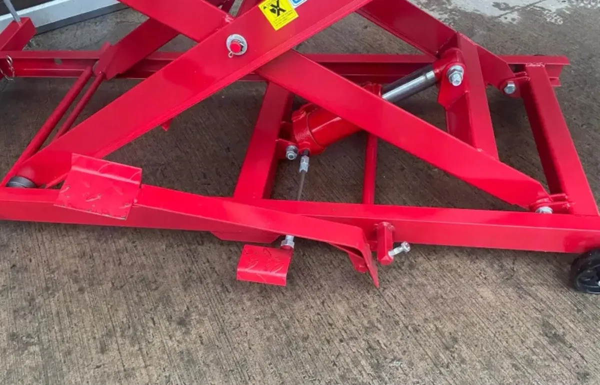 Heavy Duty Motorcycle Hydraulic Scissor Lift Table - Image 3