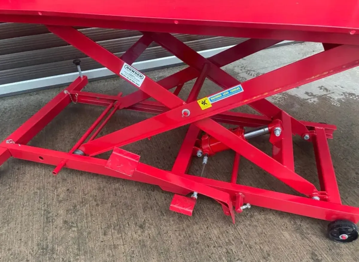 Heavy Duty Motorcycle Hydraulic Scissor Lift Table - Image 2