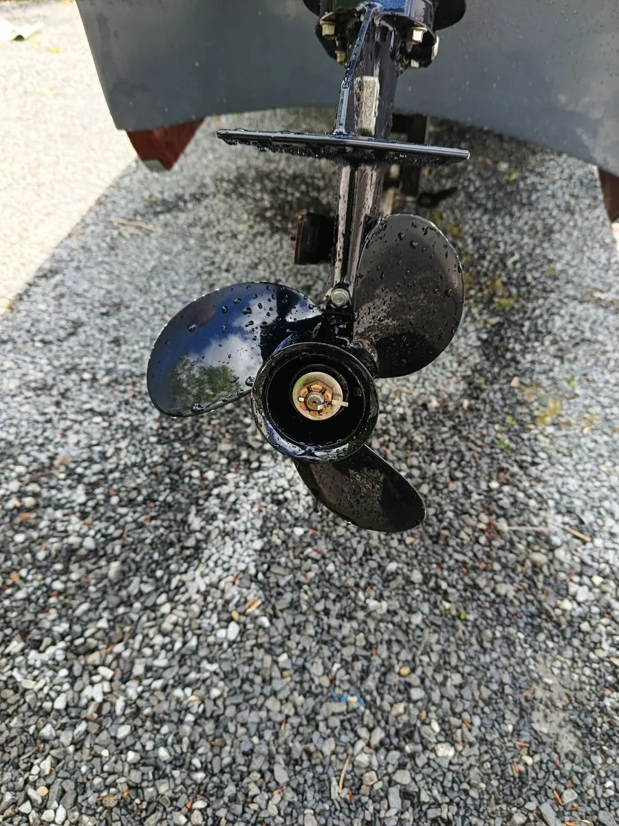 20hp Tohatsu EFI outboard - Image 4
