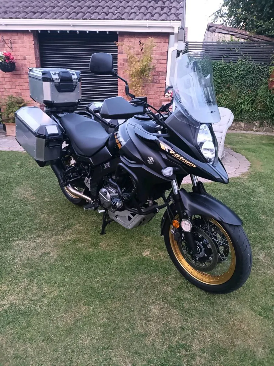 Suzuki v strom 650 - Image 1