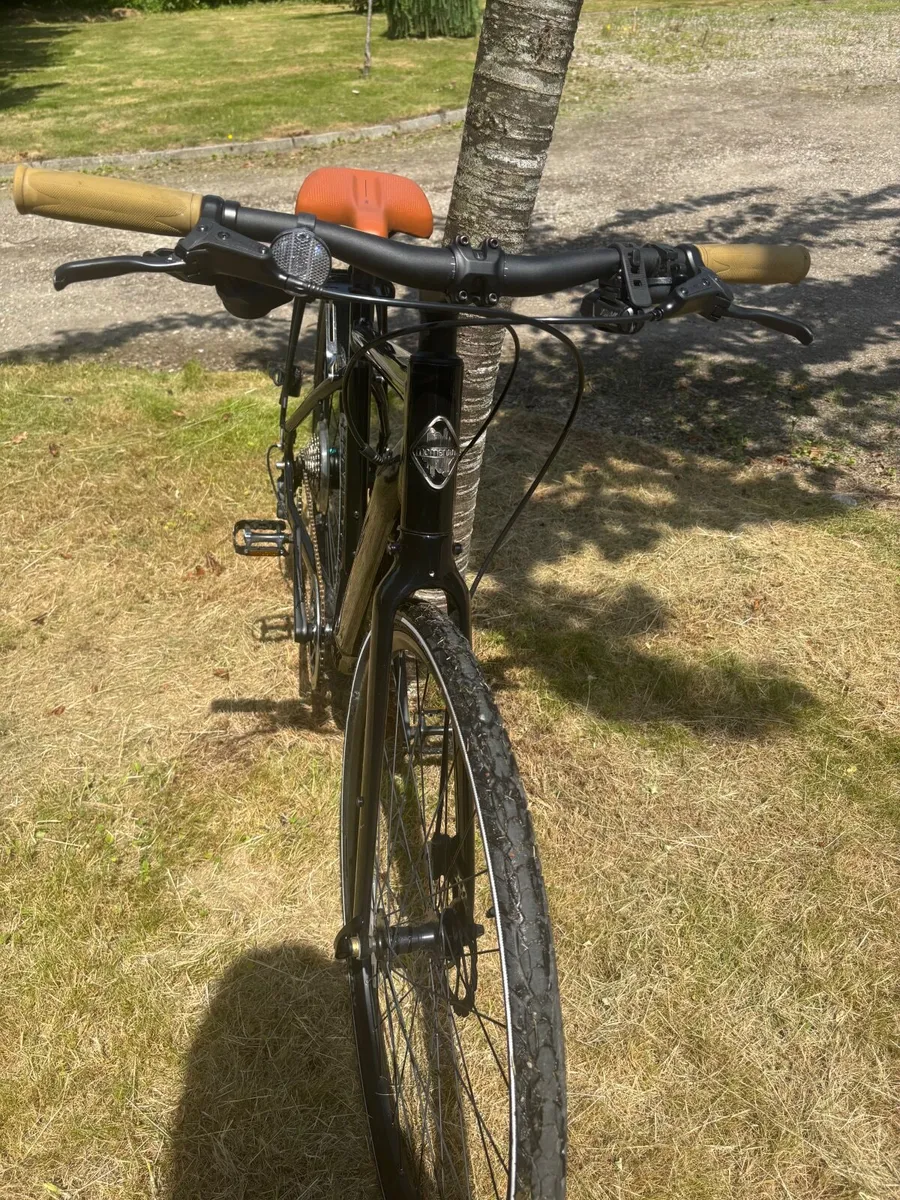 Momentum voyae + E bike - Image 1