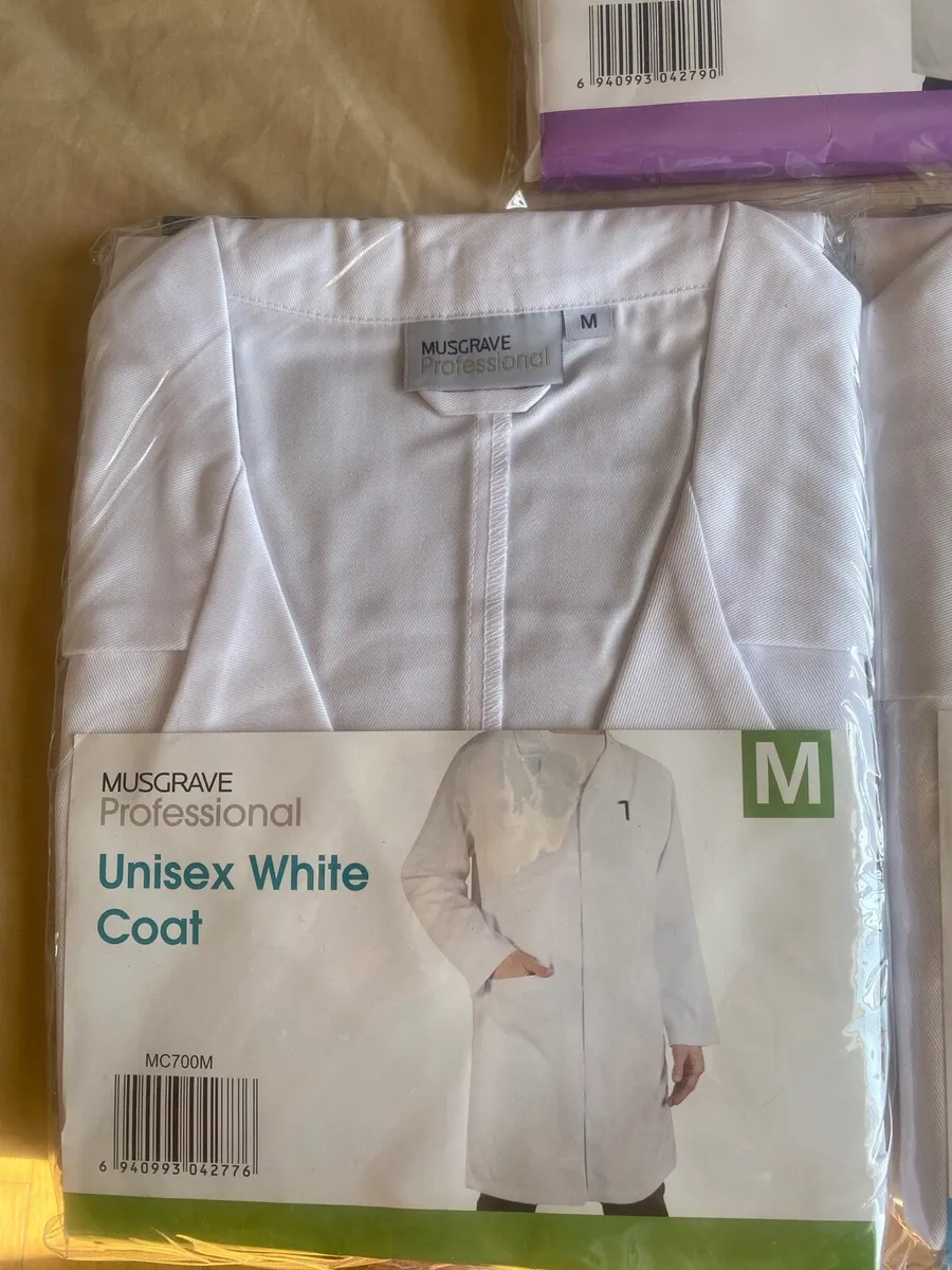 Professional white coats - Image 2