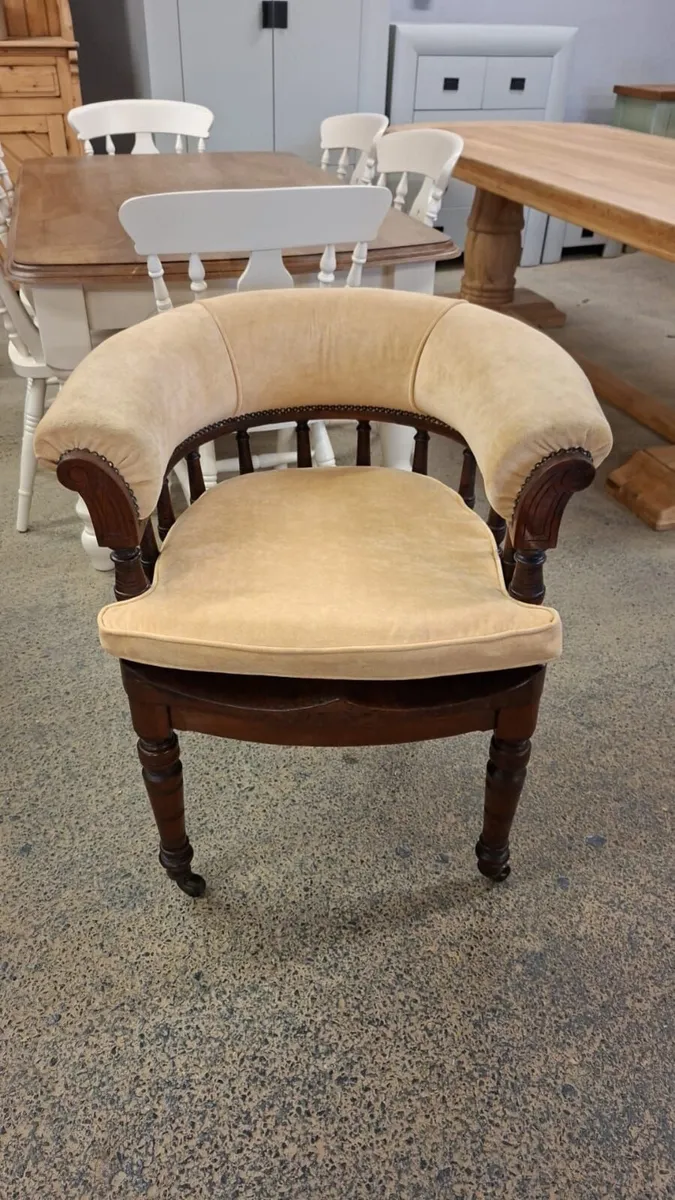 Pairs vintage, antique chairs, pine workshop - Image 3