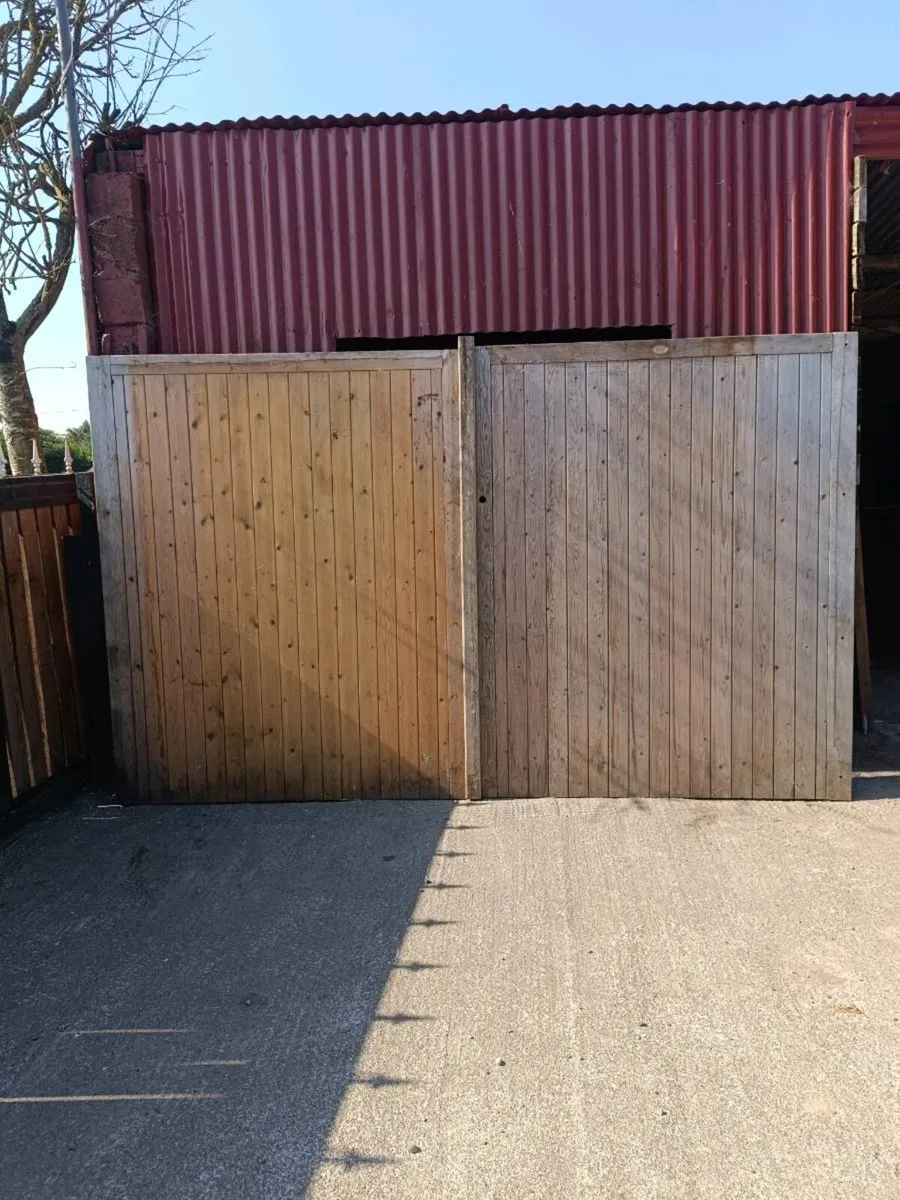 Gates - Image 3