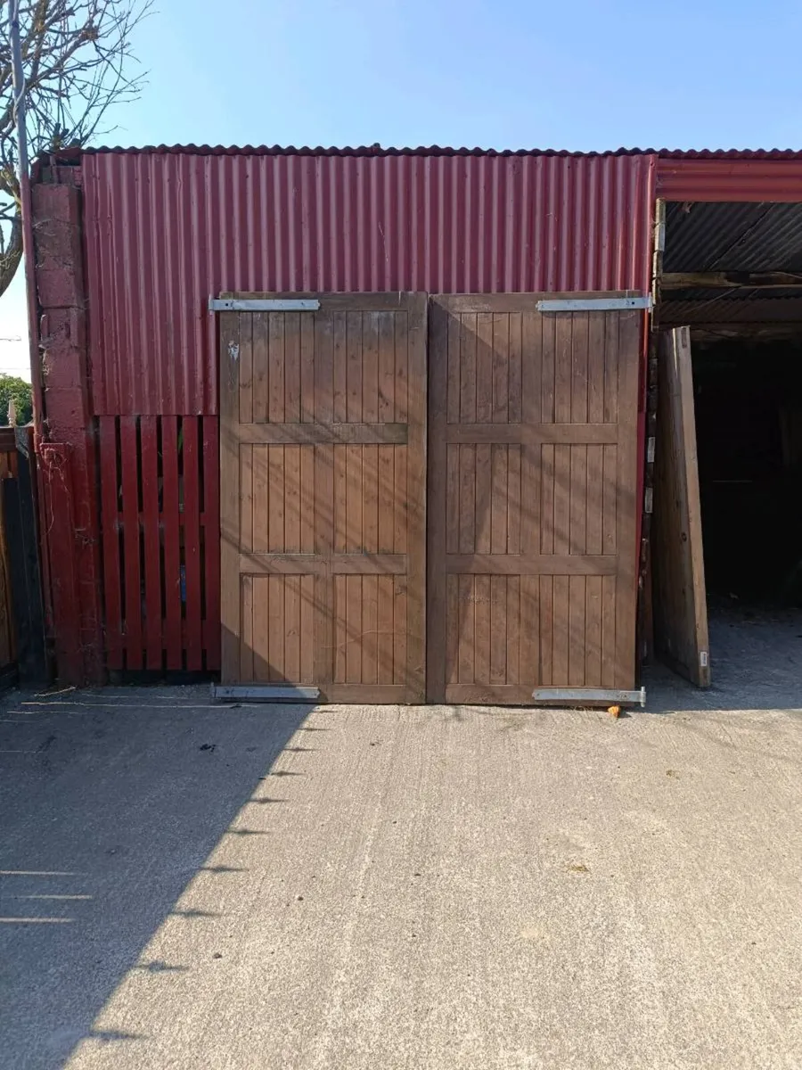 Gates - Image 4