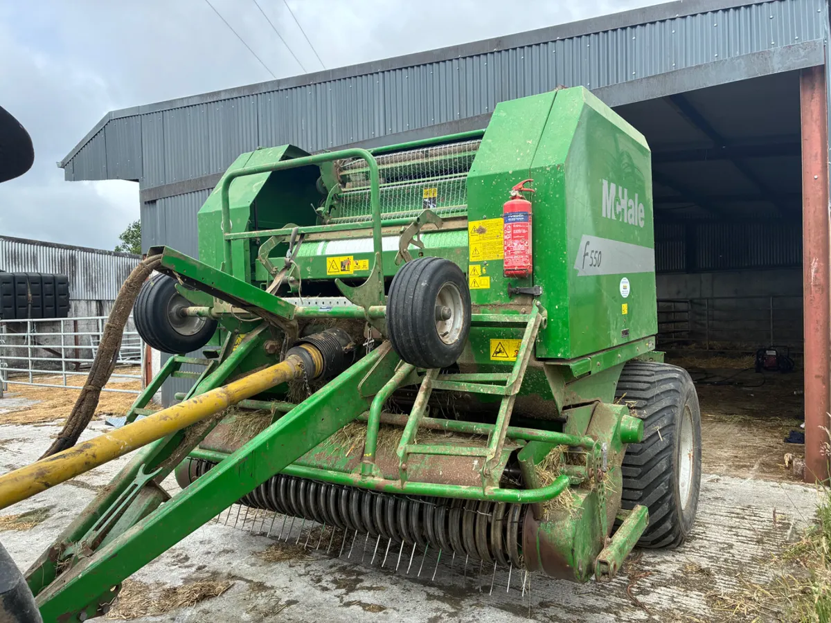 2011 mc hale f550 Baler - Image 3