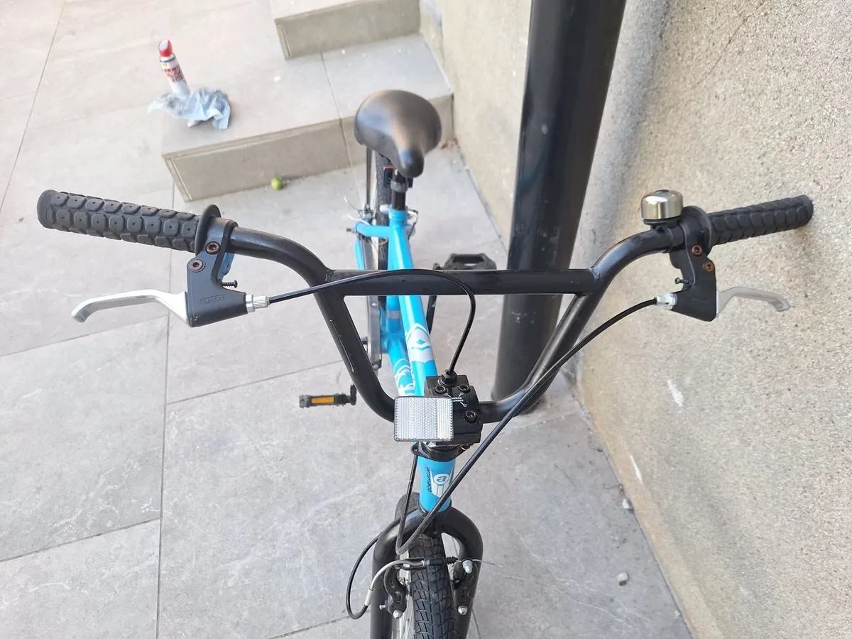 BMX Bike - Image 3