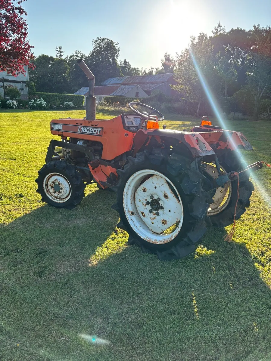 Kubota L1802DT Compact tractor (334 hours) - Image 3