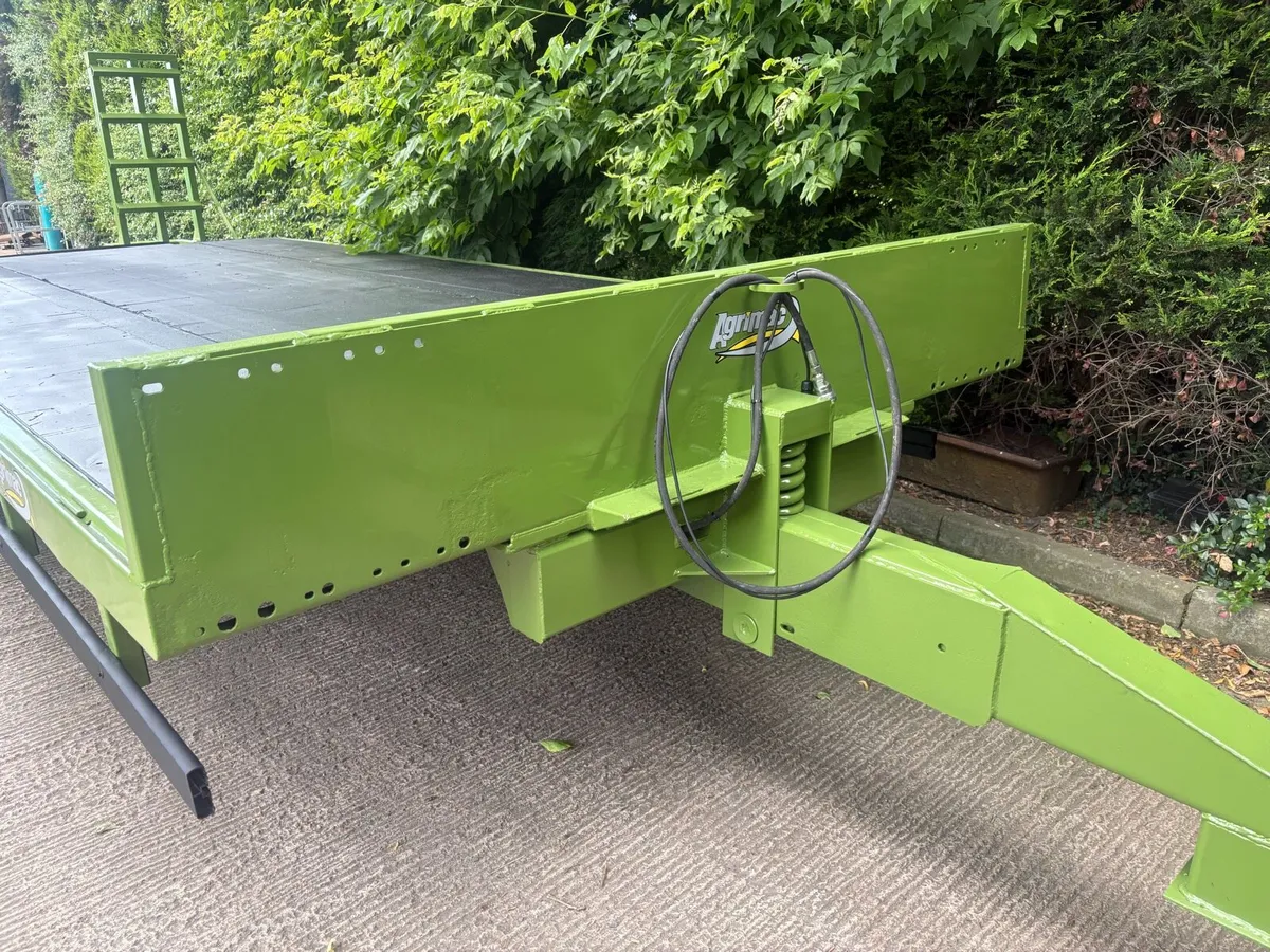 Tandem axle Lowloader - Image 2