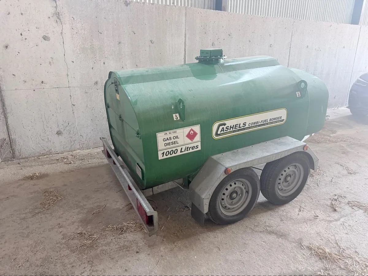 Cashew diesel/adblue bowser - Image 4