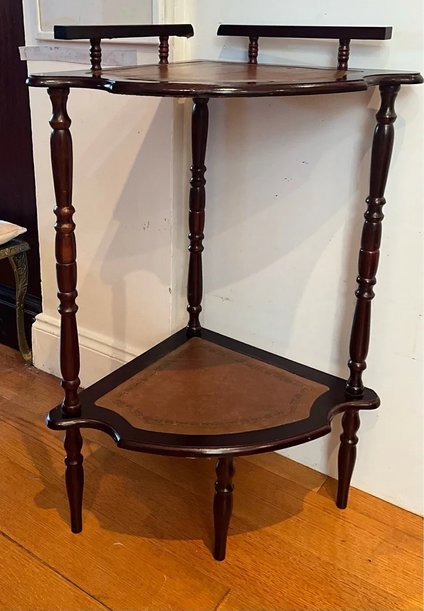 Vintage Mahogany Corner Whatnot - Image 3