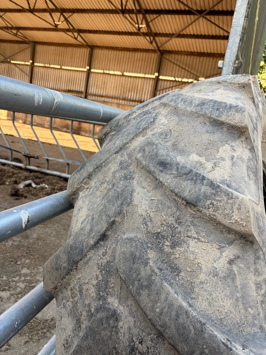 Tractor tyres - Image 2
