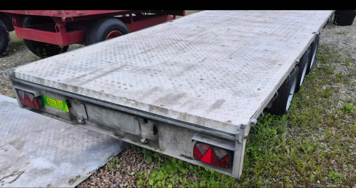 Tri Axle Trailer & Terrano Jeep - Image 2