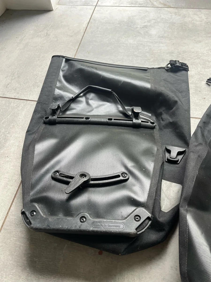 2 x Ortlieb panniers - Image 3