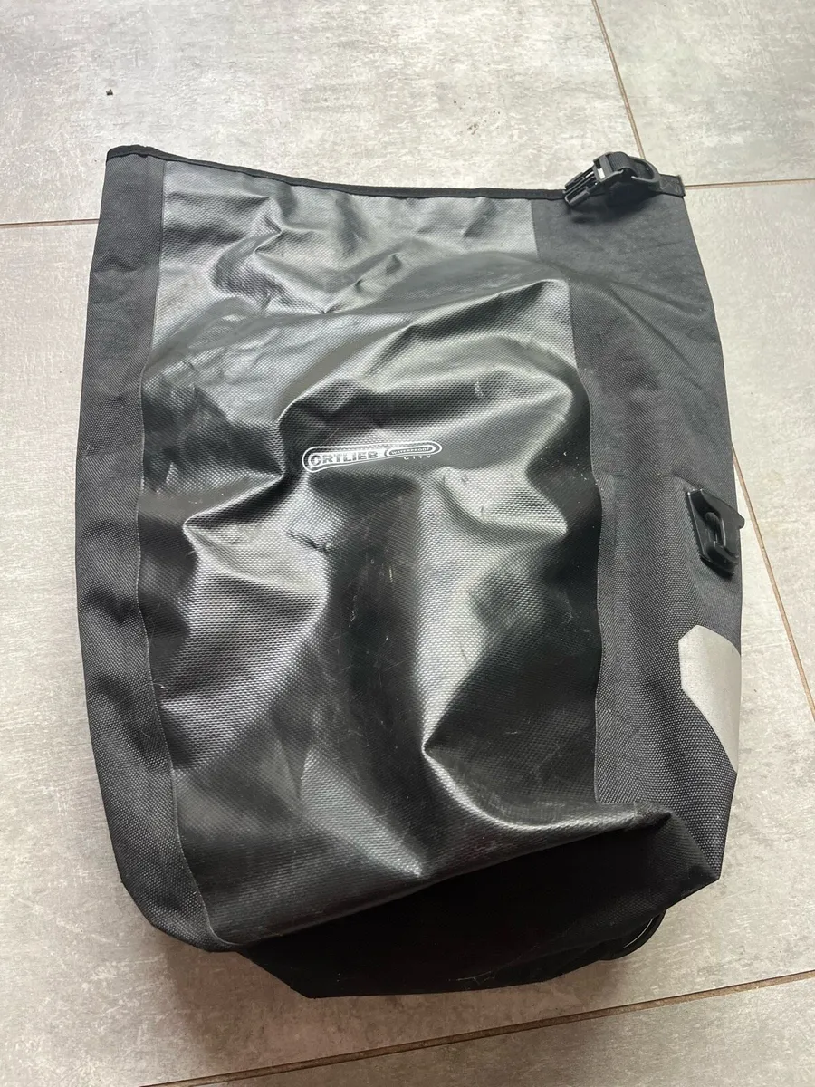 2 x Ortlieb panniers - Image 4