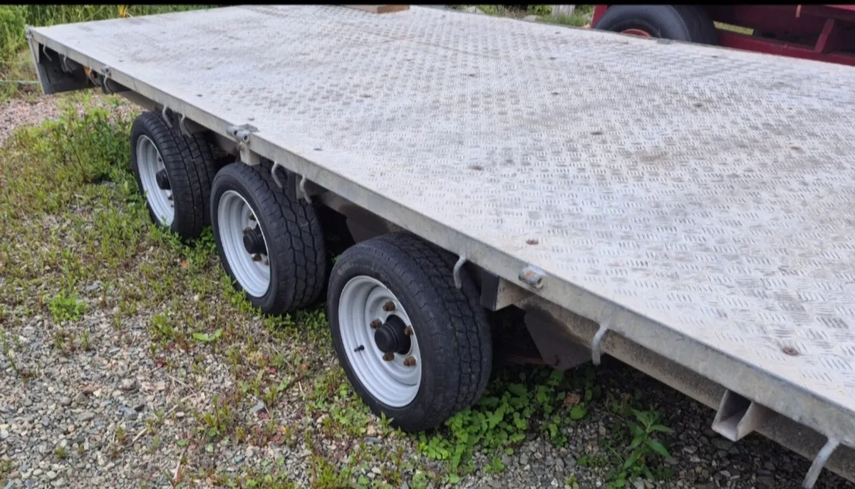 Tri Axle Trailer & Terrano Jeep - Image 4