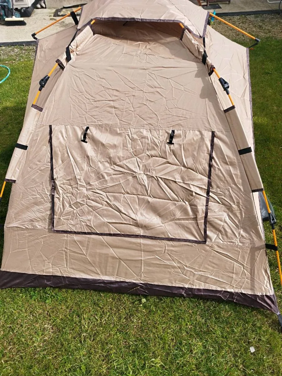 Family tent - Image 2