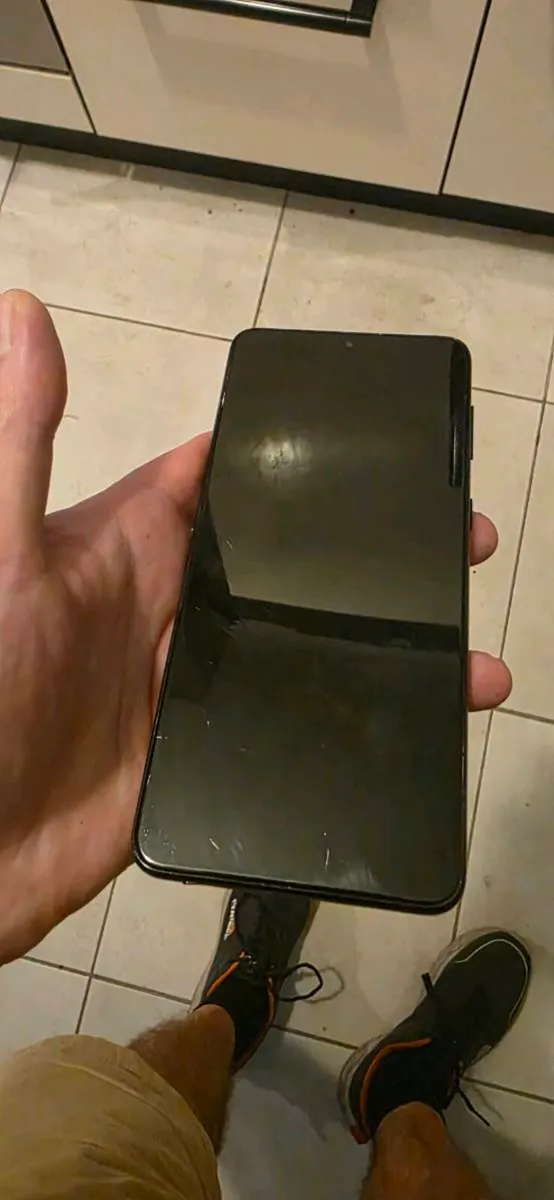 Samsung galaxy S21 plus - Image 3