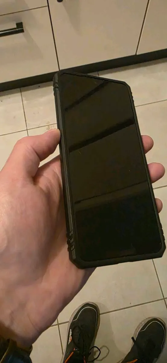 Samsung galaxy S21 plus - Image 4