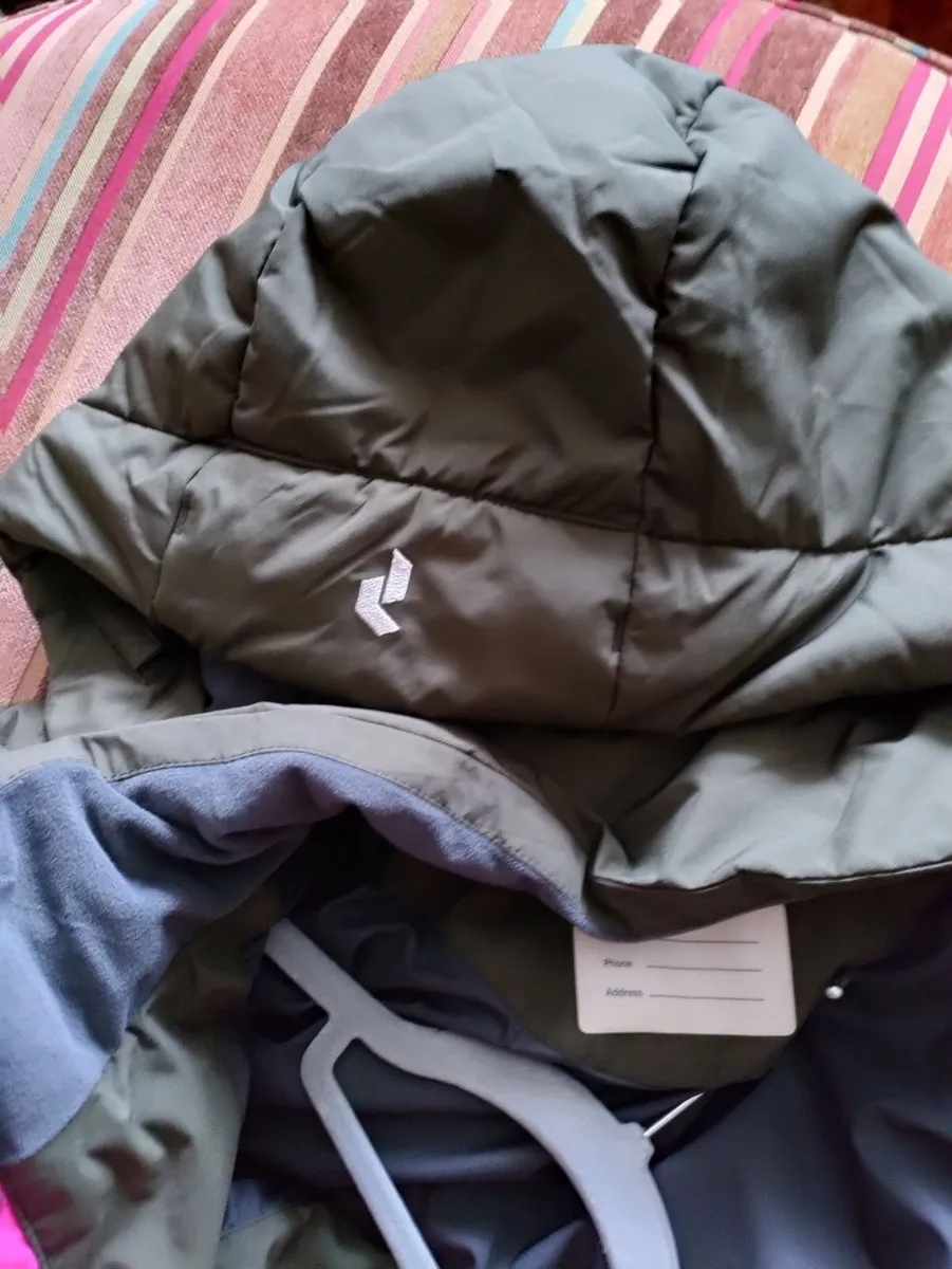 Peak Performance designer Ski jkt 170cm XXS New - Image 4