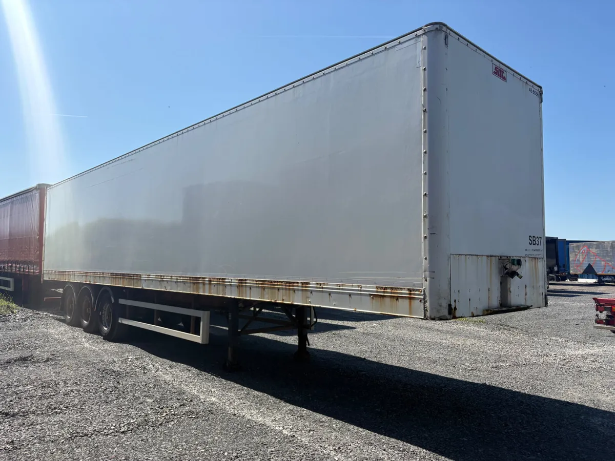 Box van storage - Image 1