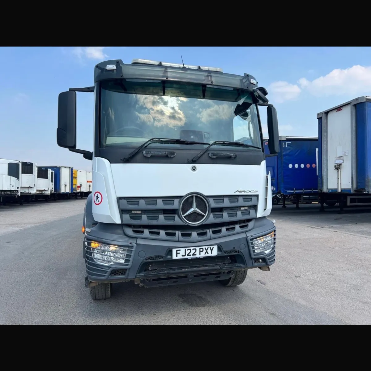 Mercedes Mixer - Image 2