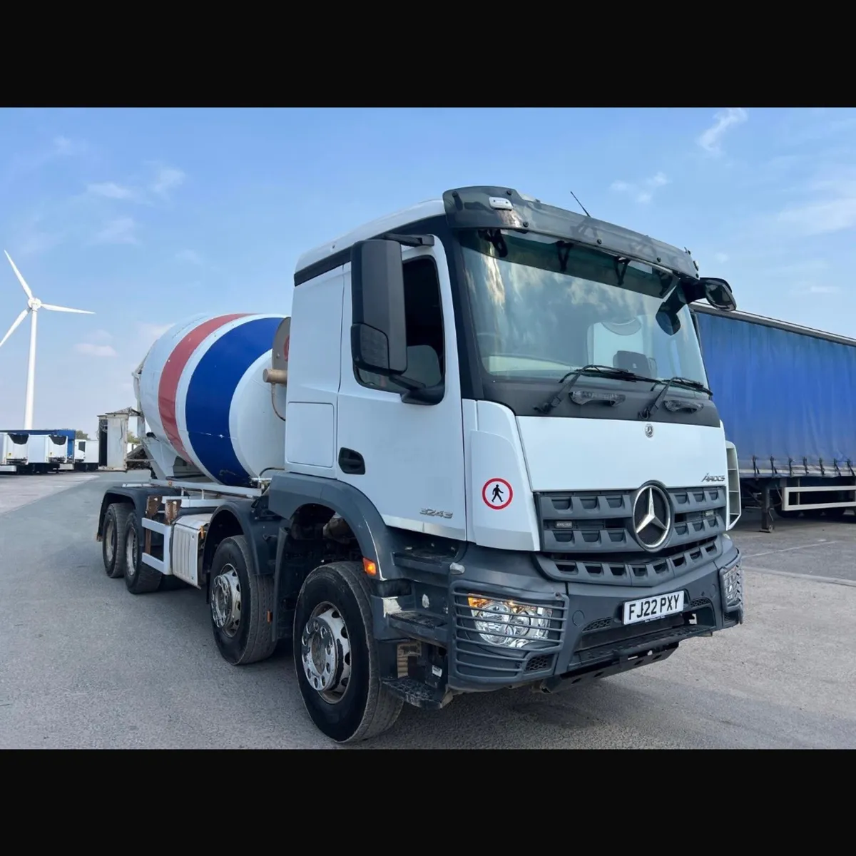 Mercedes Mixer - Image 1