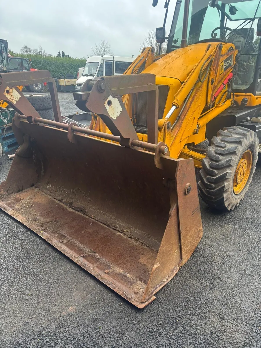 jcb 3cx 4 in one bucket - Image 1