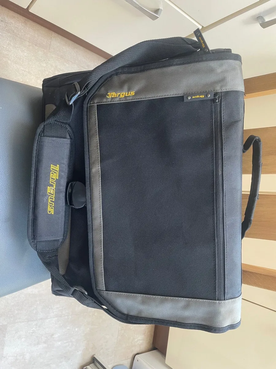 Targus Laptop Bag - Image 3