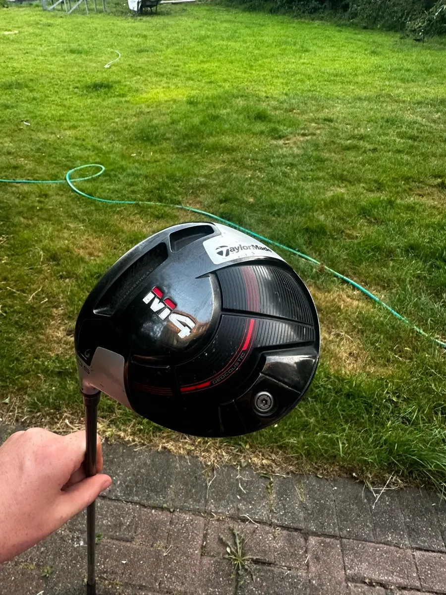 Taylormade M4 Left Hand 10.5 Regular Shaft Driver - Image 1