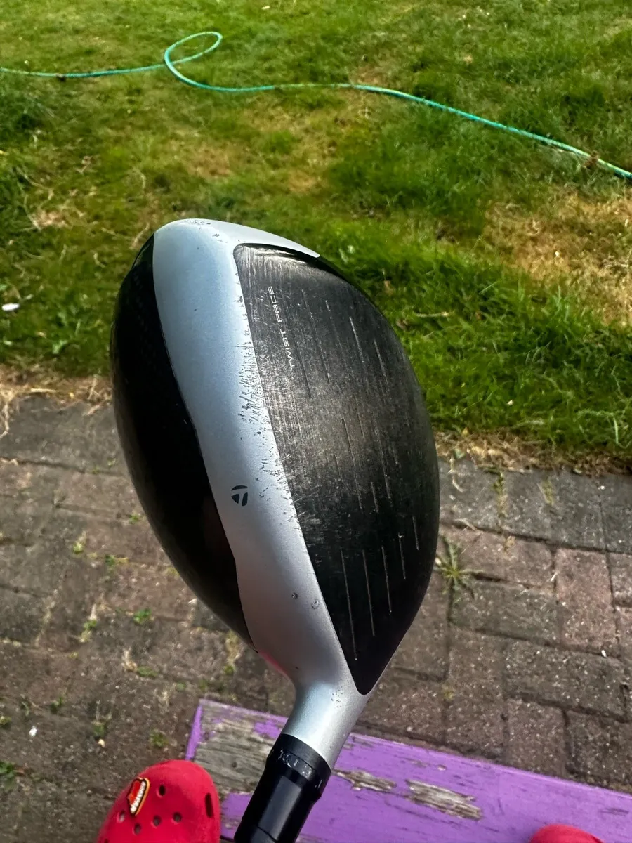 Taylormade M4 Left Hand 10.5 Regular Shaft Driver - Image 4