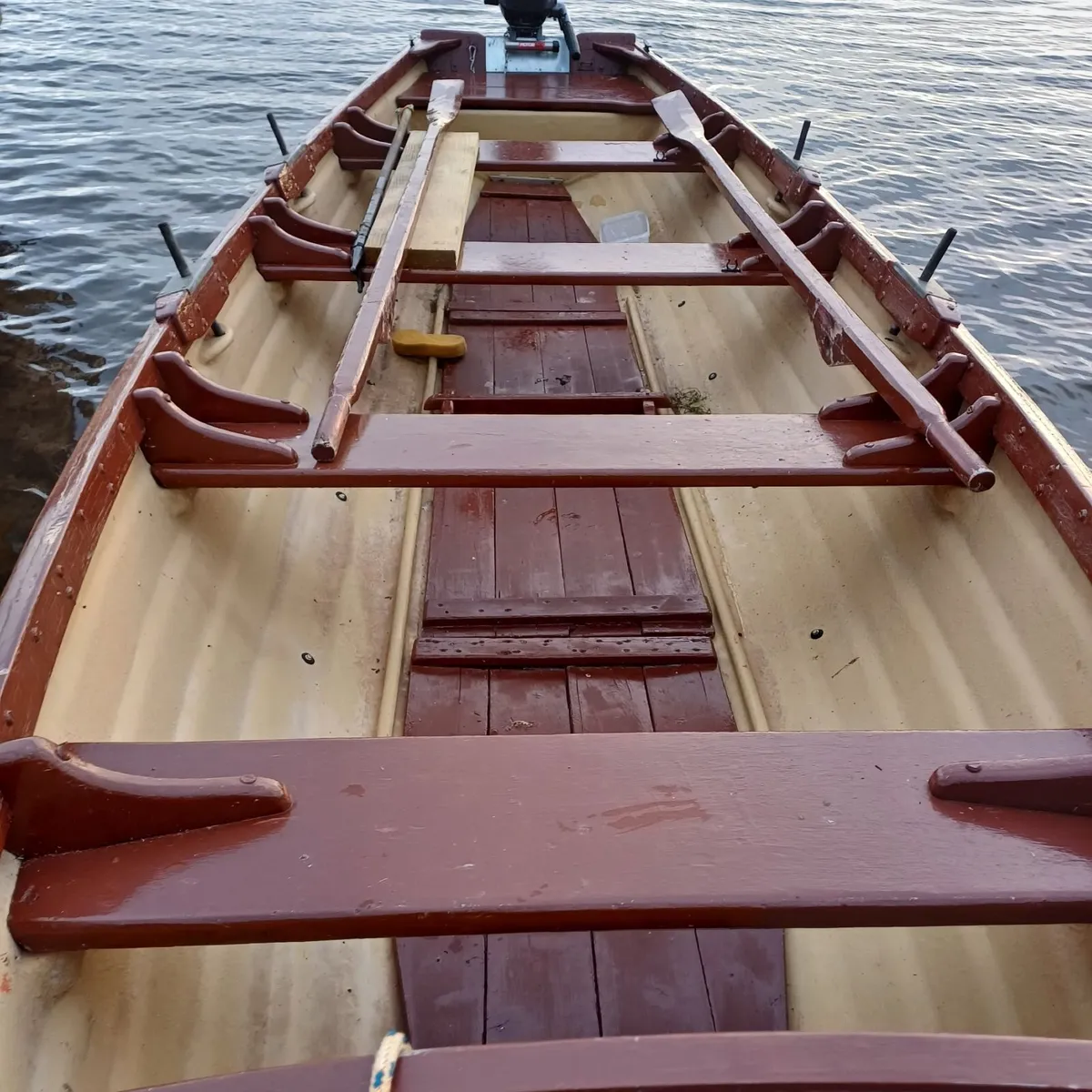 Sheelin 19 foot on trailer with a 6hp yamaha - Image 2