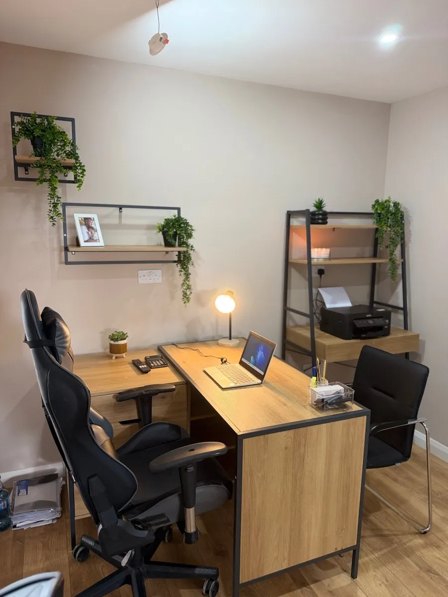 Home office / garden room / utility room / cabin / - Image 3