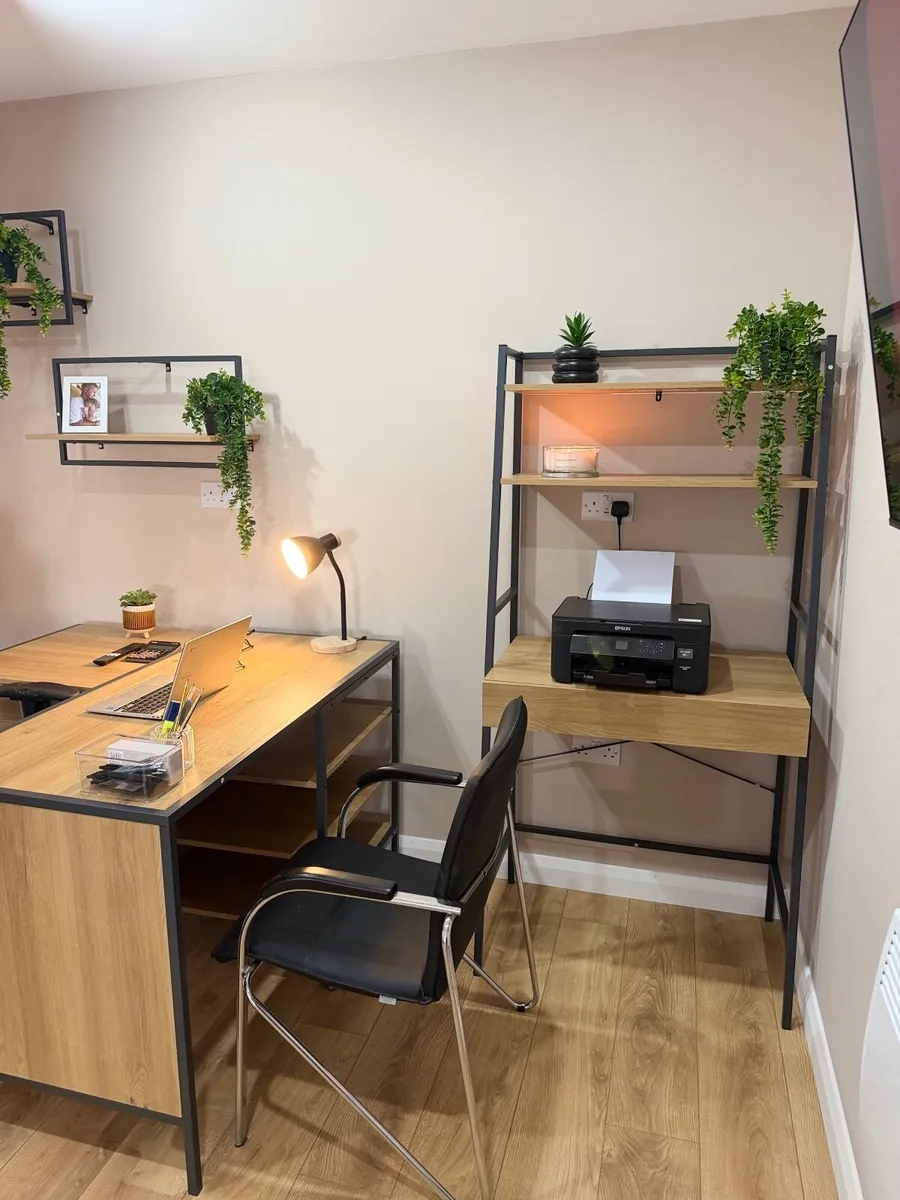 Home office / garden room / utility room / cabin / - Image 4