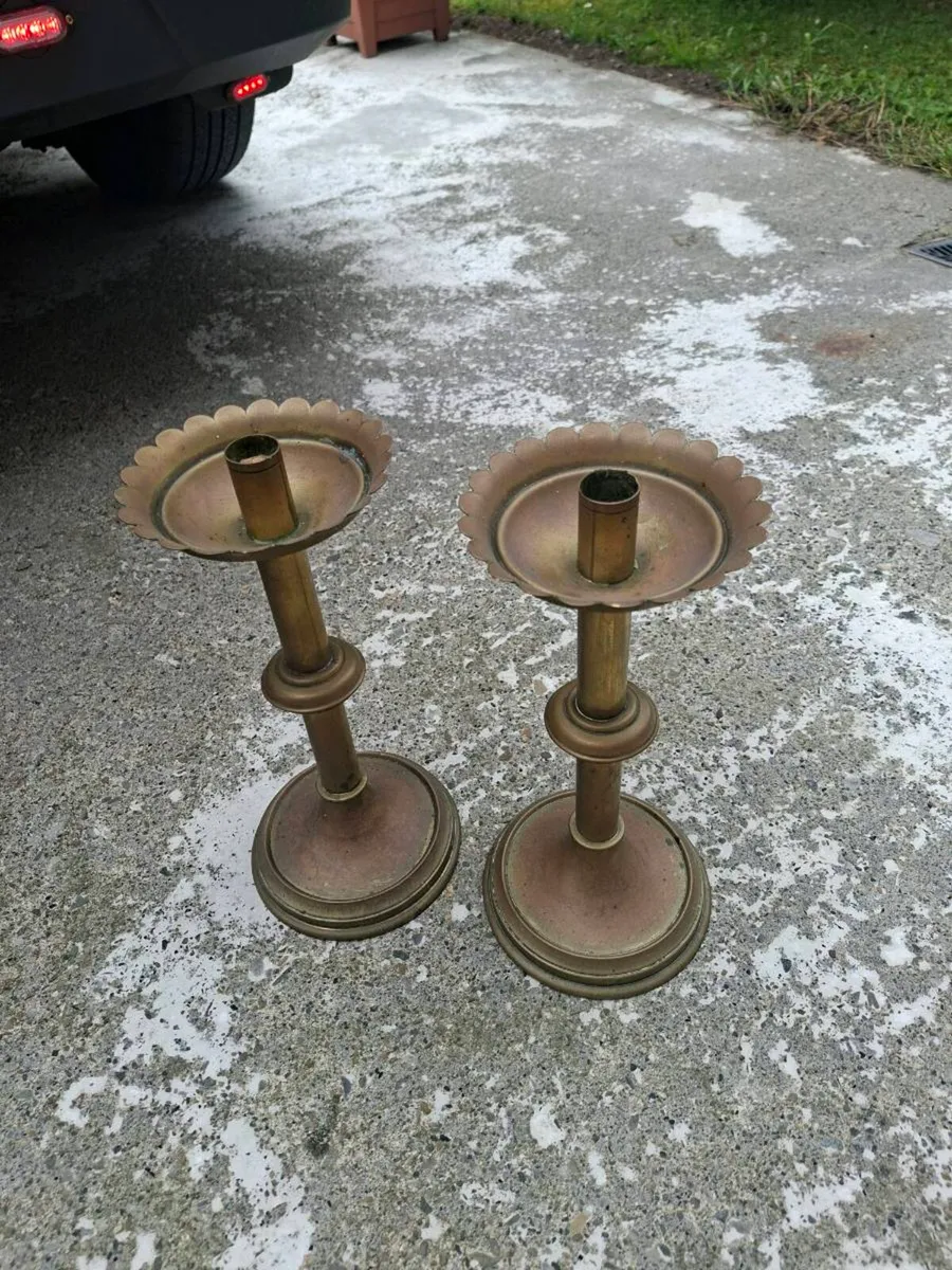 Brass candle holder - Image 1