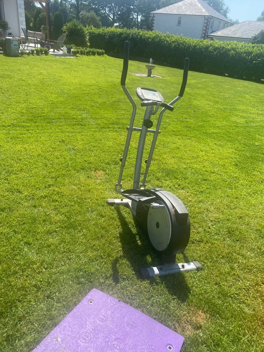 Gym equipment - Image 4