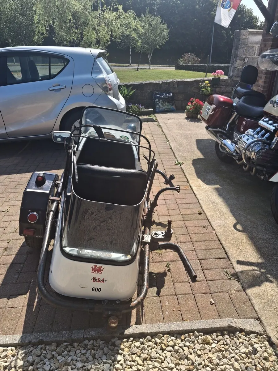 Motorcycle sidecar - Image 3