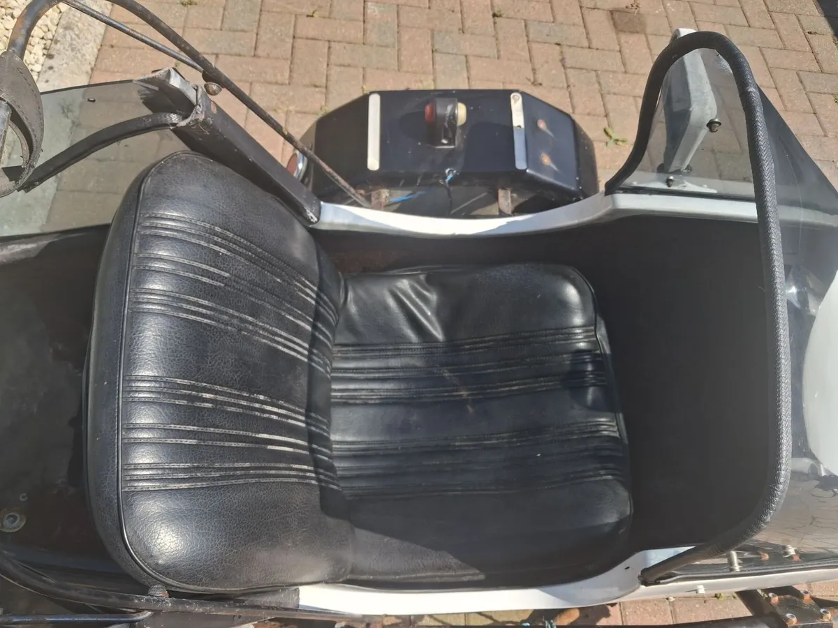 Motorcycle sidecar - Image 4