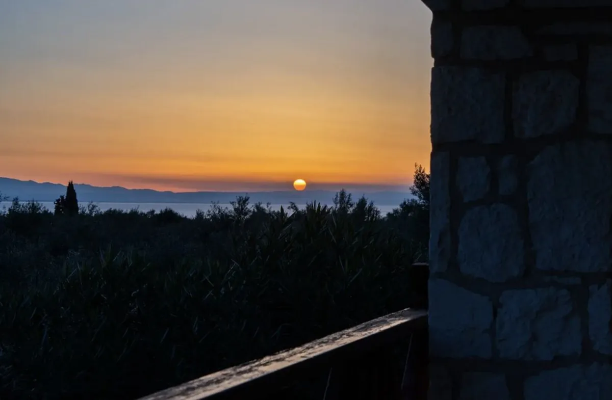 MAJESTIC STONE BUILT VILLA IN ZAKINTHOS GREECE - Image 2