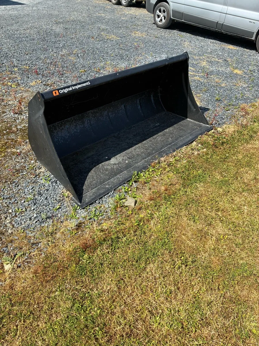 Quicke loader bucket - Image 1