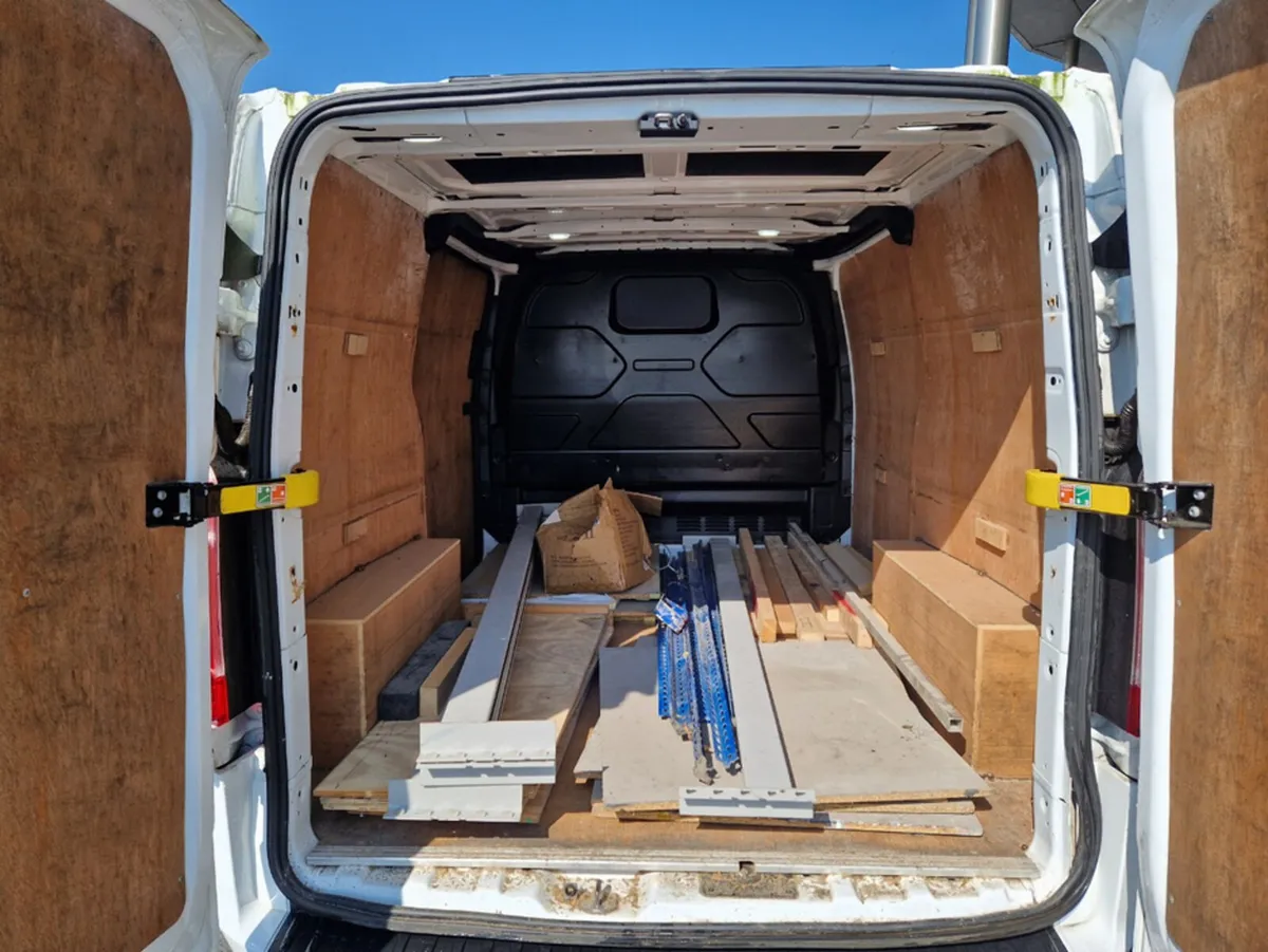 Ford Transit Custom V362 BASE 280S 2.0L 3DR - Image 3