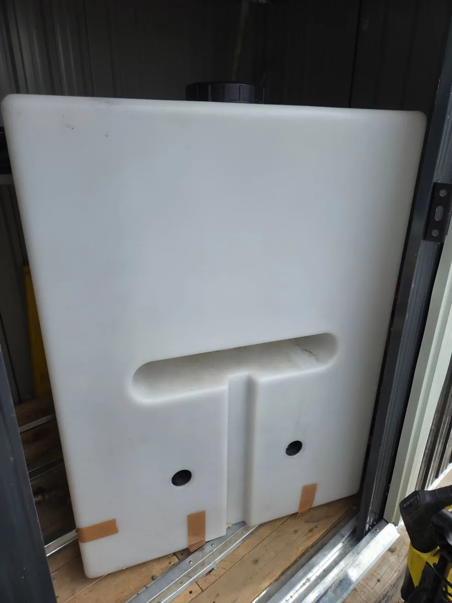 250 Baffled Water Tank - Image 2