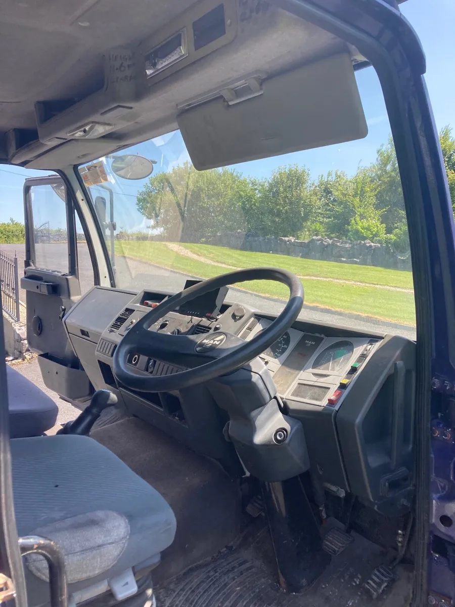 99 MAN Horse Lorry - Image 2