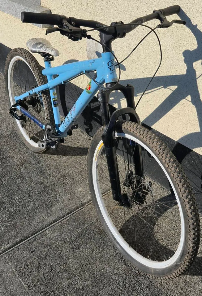 GT Chucker dirt jumper - Image 2