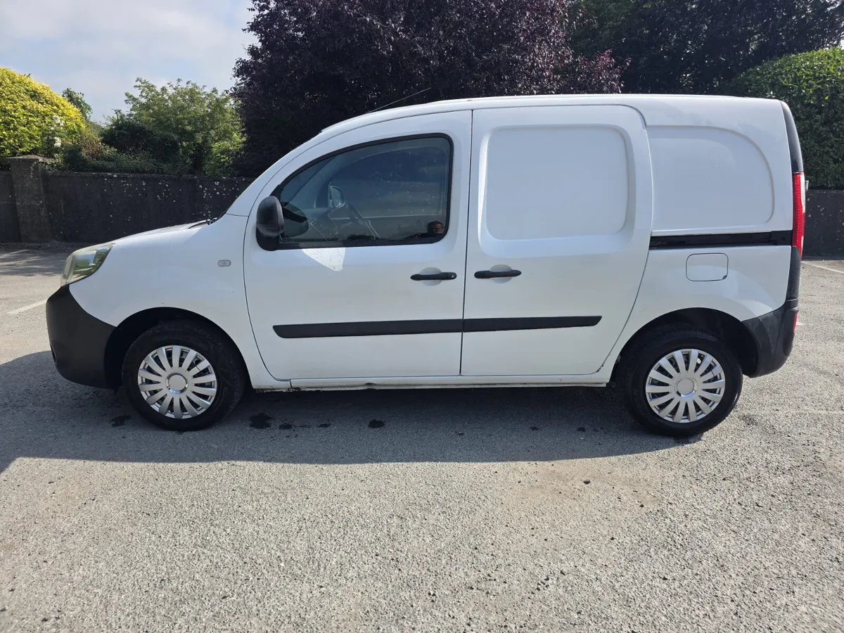 RENAULT KANGOO. 1.5 DIESEL..NEW CRVT - Image 3