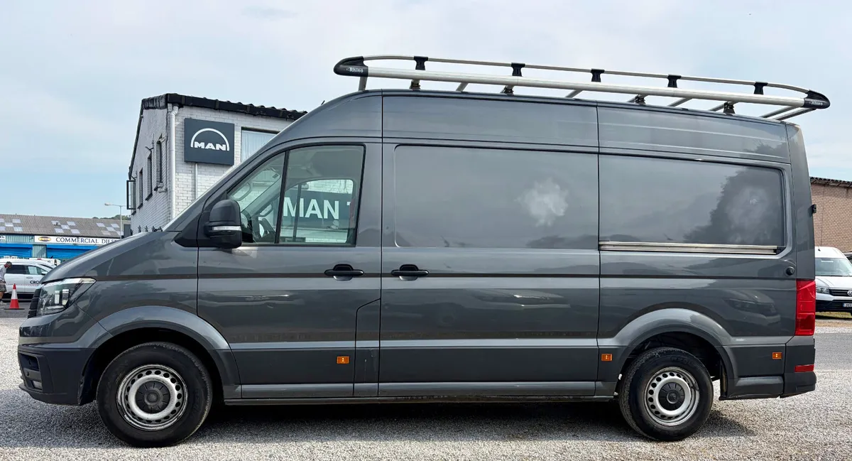 Volkswagen Crafter - Image 4