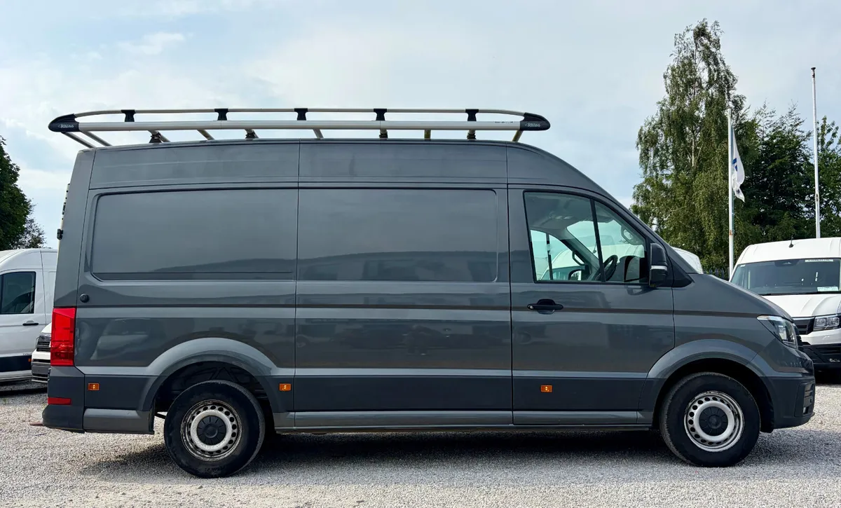 Volkswagen Crafter - Image 2