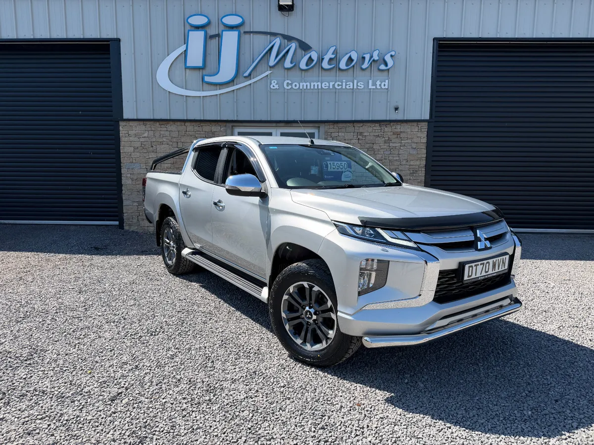 21 MITSUBISHI L200 2.3 DI-D 150 BARBARIAN 4WD CREW - Image 1